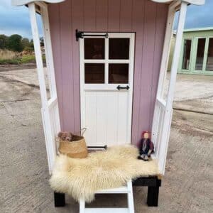 Licht Roze houtverf voor kinderhuisje voor buiten op RAL kleur